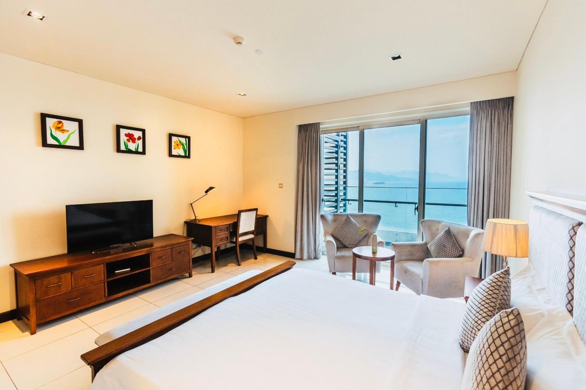 Luxury Seaview Apartments Managed By Anh Nha Trang Exterior photo